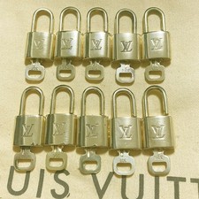 LOUIS VUITTON LV 10 SET PADLOCK KEY CHARM CADENA GOLD-PLATED FRANCE 39PDA294