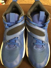 Sz 5Y Nike Team Hustle D 11 Youth Sneaker Shoes DV8996-400