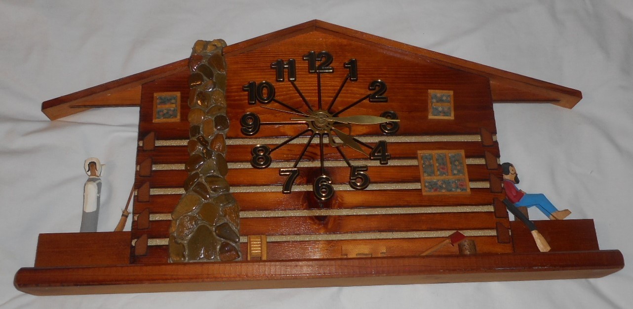 2009 Bob Bolduc Folk Art Hillbilly Heaven Log Cabin Wall Mantle Clock 22.5"x12"