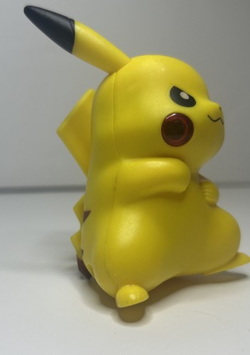 Pikachu TOMY Pokemon Figure CGTSJ 1999 Nintendo 2" - Vintage Authentic - Picture 5 of 8
