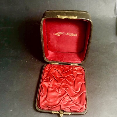 Écrin Ou Boîte Ancien En Cuir - Souvenir De L'Exposition Universelle De Paris 1889 - Objet Vintage