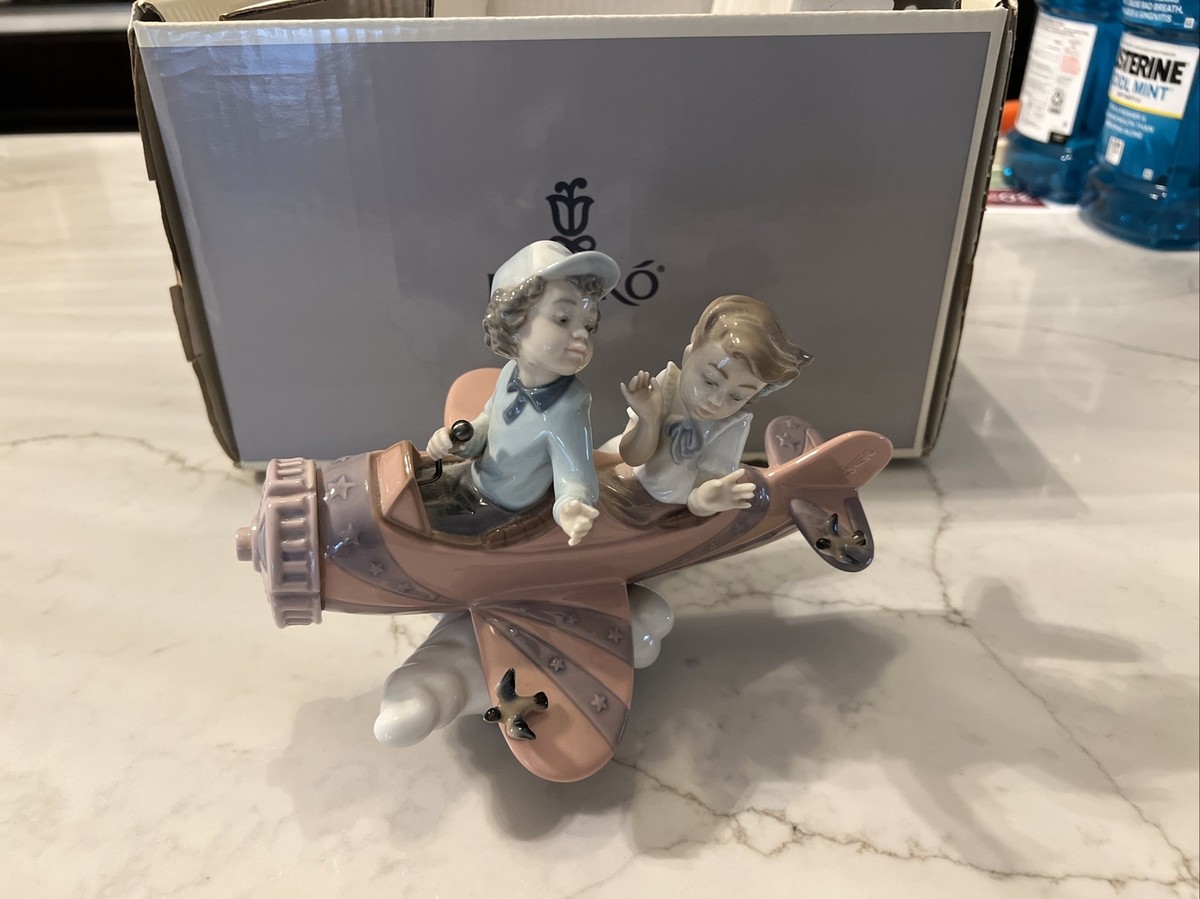 Lladro #5698 “Don't Look Down