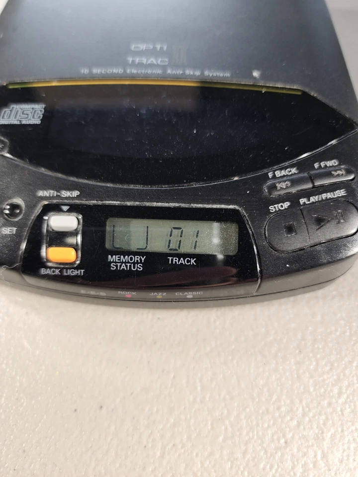 Fisher PCD-60(B) DISCMAN Reproductor de Discos Compactos 10 segundos Sistema Anti Saltos EES Foto 4 de 4