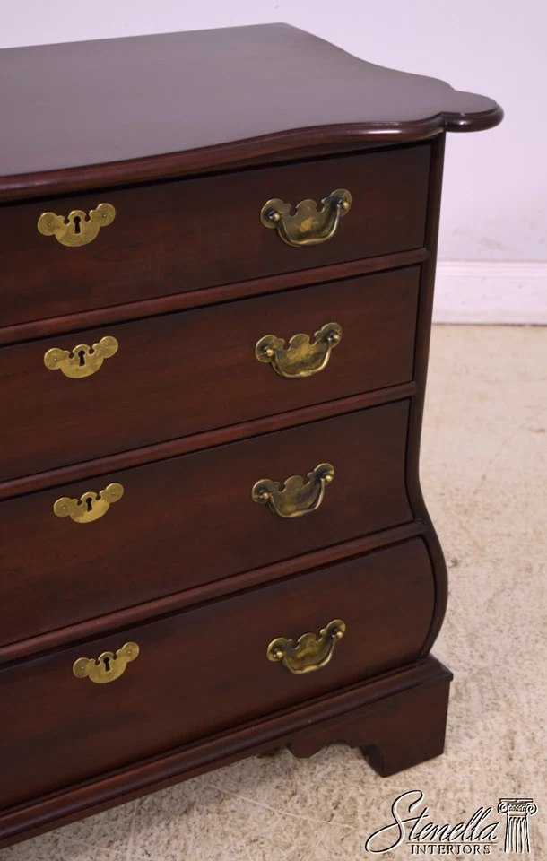 L66398EC: Pecho base hervidor de cereza Staaton Foto 2 de 4