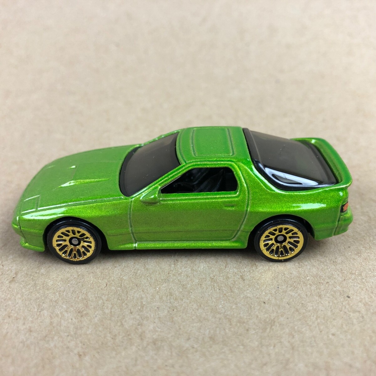 Hot Wheels 89 Mazda Savanna RX-7 FC35 Green 1:64 Diecast Car