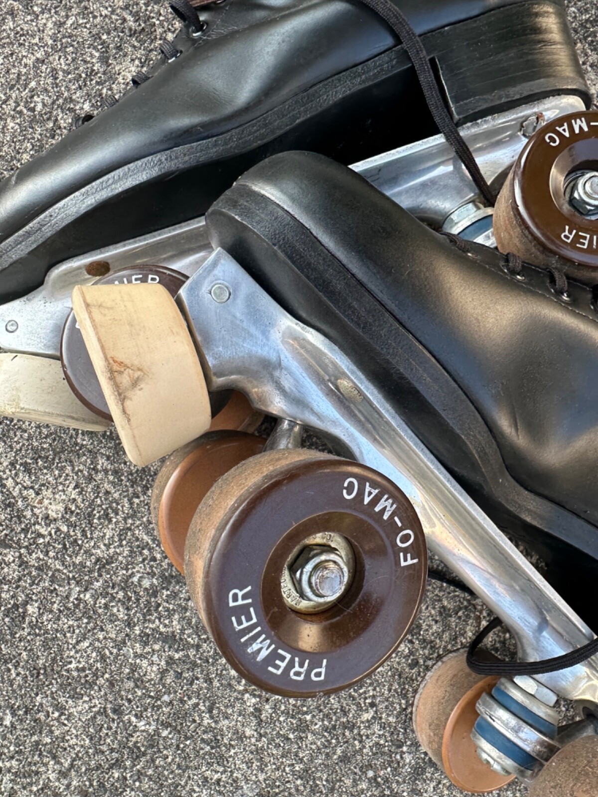 Vintage Riedell Red Wing Roller Skates Sz 8 1/2 Pacer Crown Skate Plate