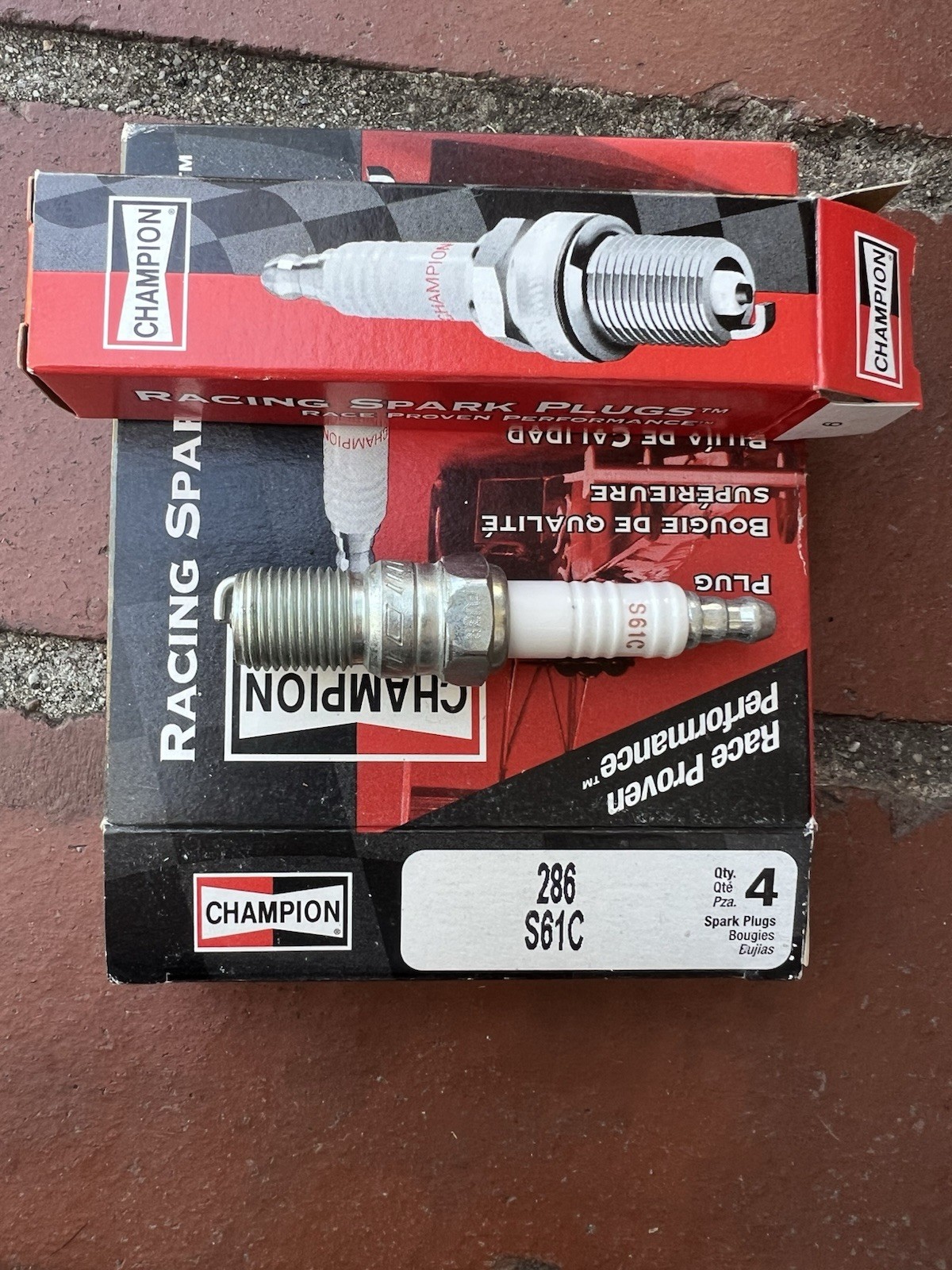 Champion Spark Plugs 286 S61c
