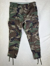 US Military Army Cargo Pants Mens Medium 33x32 Woodland Camo Utility Button Fly