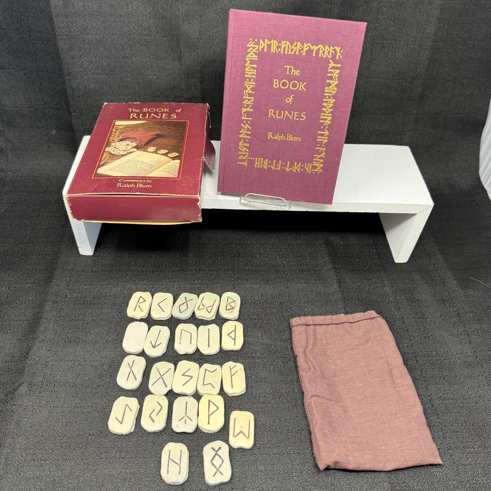 Book of Runes Handbook Viking Runes Ralph Blum - Missing 3 Runes See ...