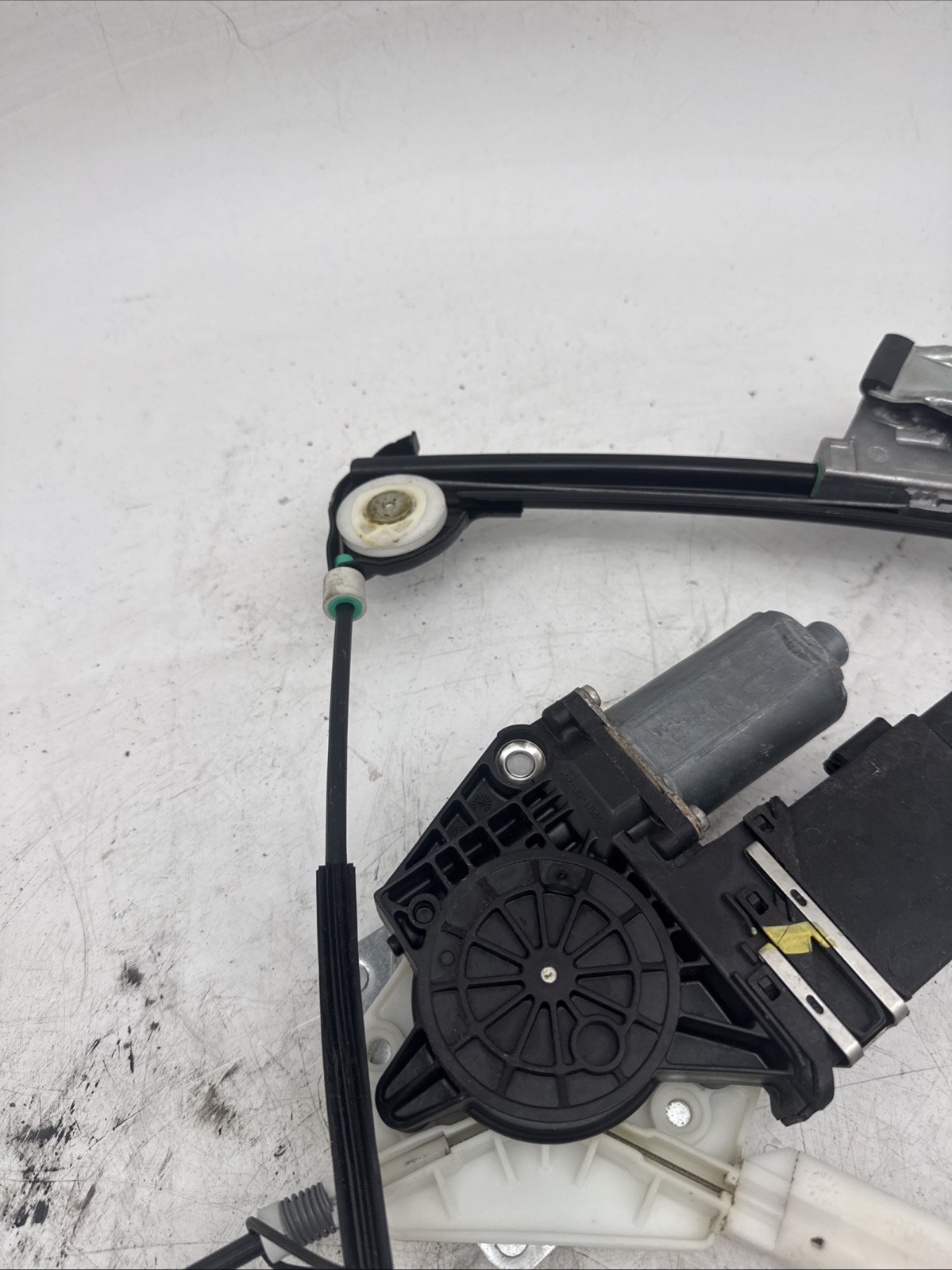 Chevrolet Corvette 2005-2013 Front Right Power window motor