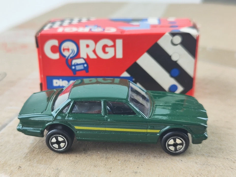 Auto d'epoca retrò 1989 Jaguar XJ40, CORGI TOYS, Inghilterra, in scatola, pic... - Immagine 2 di 4