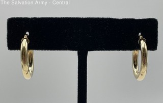 OR 14K Yellow Gold Fine Jewelry Latch Back Hoop Earrings Pair 1.00g