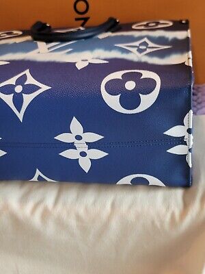 Louis Vuitton Santa Monica Onthego GM Blue Monogram Giant Flower Monogram  Bag