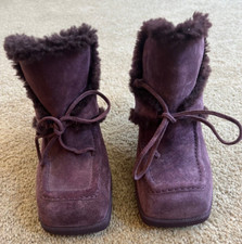 Burberry Suede Shearling Slide Mules Size 7/37