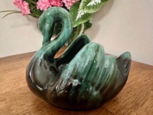 Vintage Blue Mountain Pottery Swan Planter – Green Drip Glaze – Canadian Mid-Cen - Picture 4 of 5