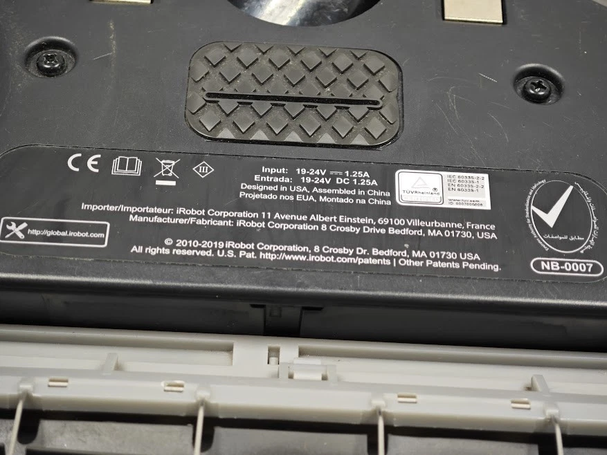 IRobot Roomba Staubsauger-Roboter - Ungetestet, Für Teile, Gebrauchsspuren - Bild 4 von 4