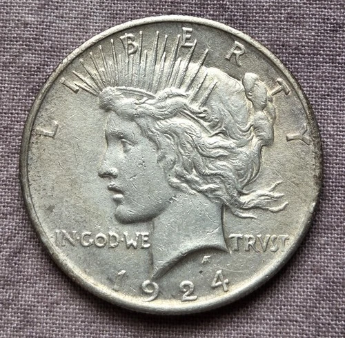 1924-P  Silver Peace Dollar