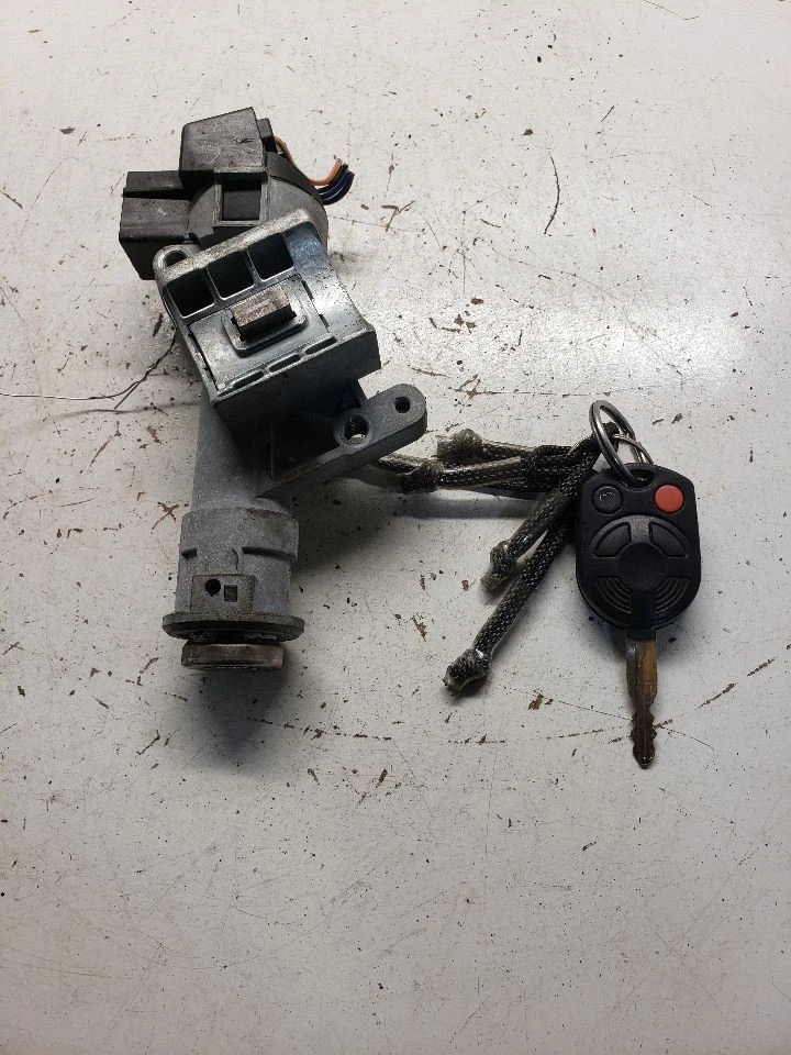 Interruptor de encendido interruptor eléctrico solo se adapta a 01-19 ESCAPE 1353606 Foto 2 de 4