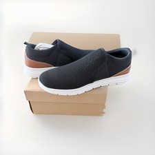 NEW IN BOX Steve Madden Keni, Kid's Shoes Sneaker Big Boy Size 5 Black