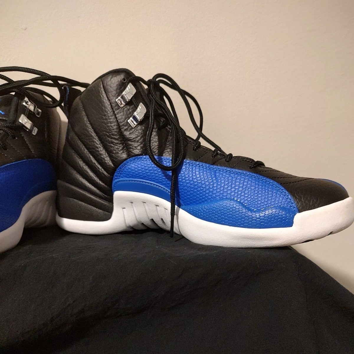 Air Jordan 12 Retro Mens Blue, Black, White EUC Basketball  display picture 3