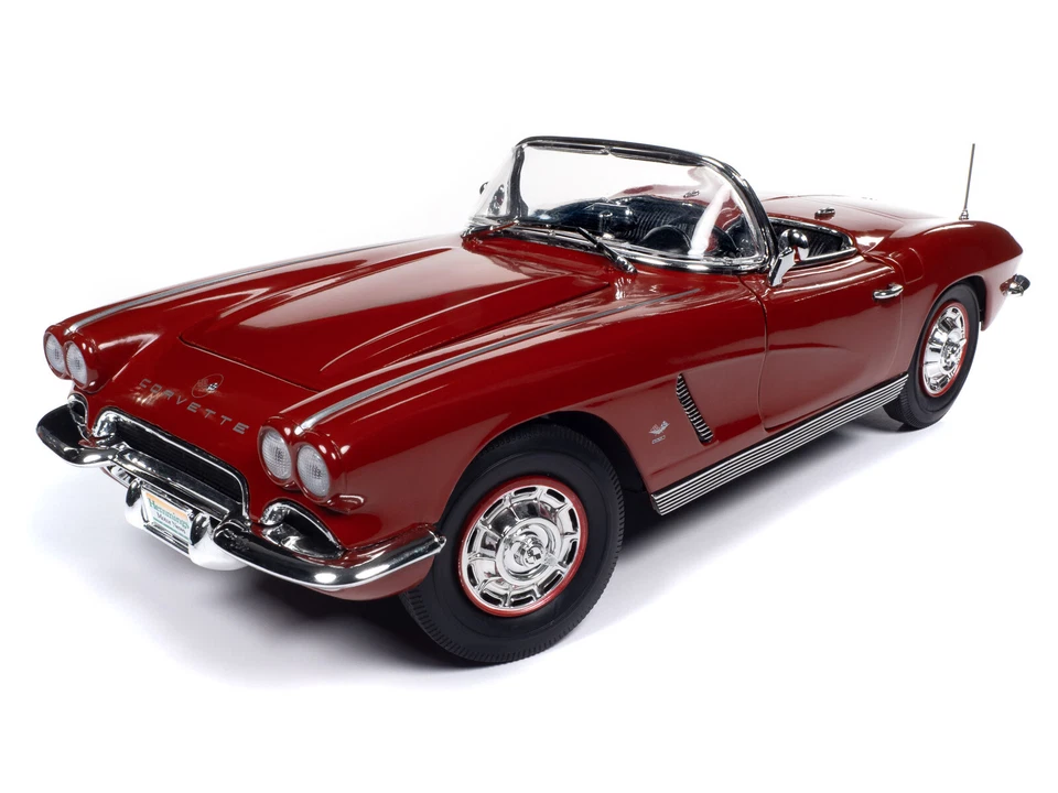 Auto World Hemmings 1962 Chevrolet Corvette convertible 1:18 diecast car AMM1338 Foto 4 de 4