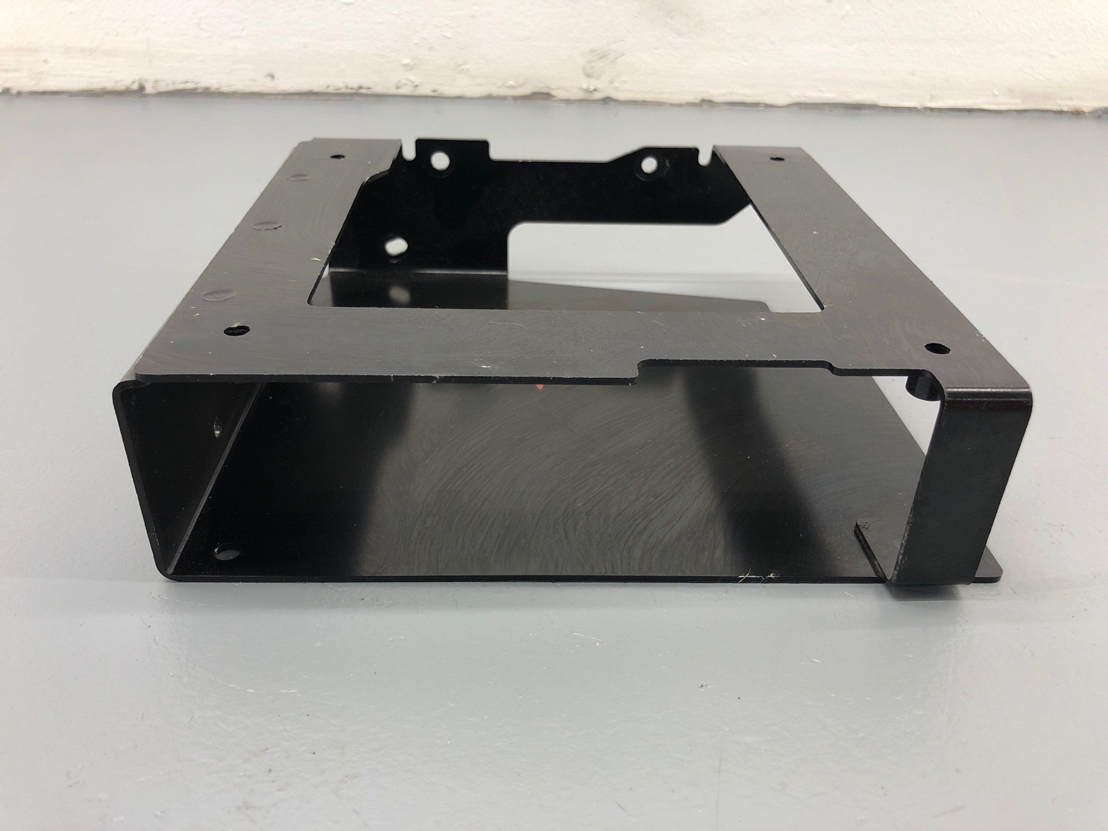 McLaren GT 2020-2023 Rear Right Control unit bracket P/N 22FA017GP