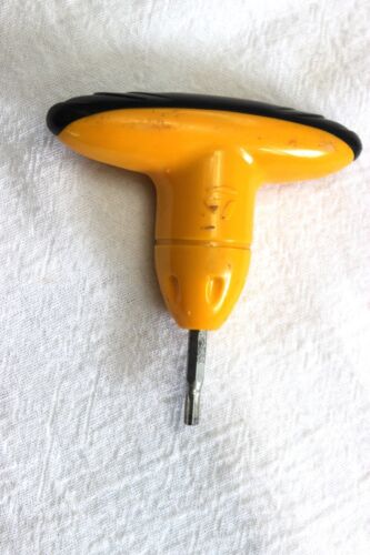 TaylorMade Torque Wrench Golf Club Adjustment Tool Yellow Black - Picture 1 of 5