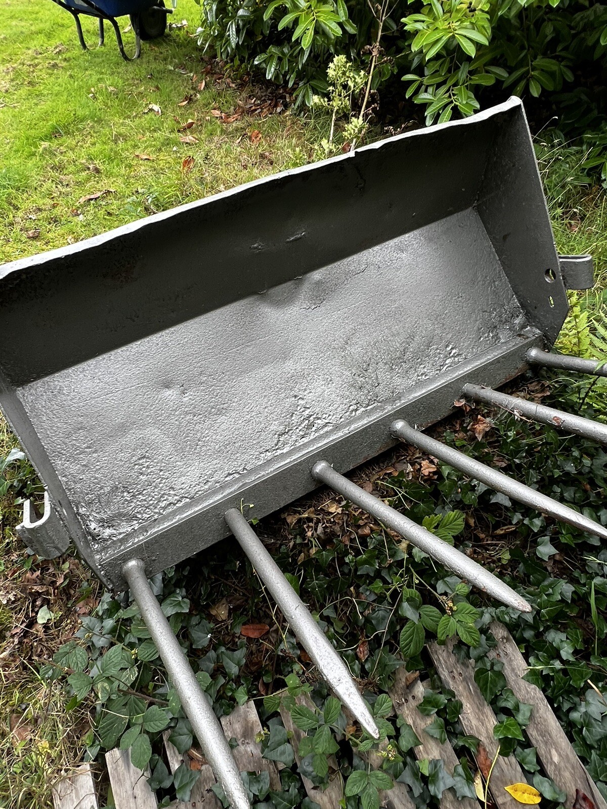 Massey Ferguson 35/135 Front Loader Bucket eBay