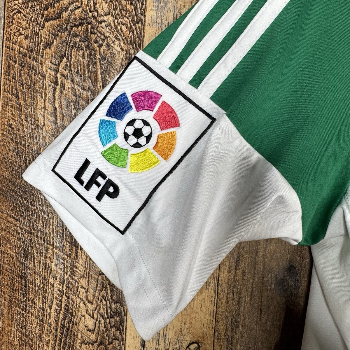 Real Betis 2015-16 Home Soccer Jersey Adidas F86463 Men's Small | eBay