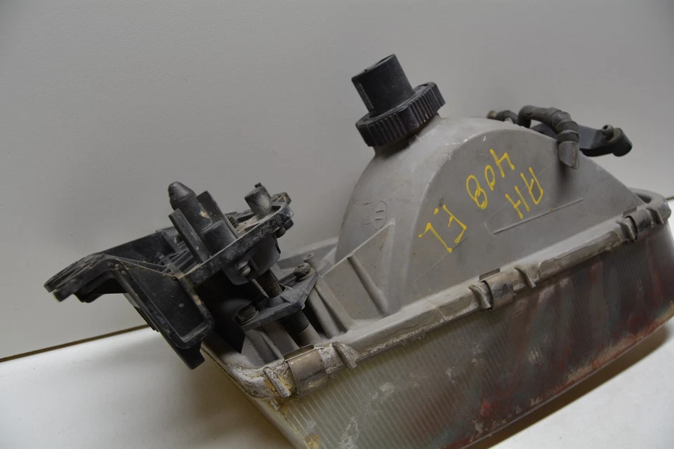 FARO DELANTERO IZQUIERDO MAZDA MX6 1993-1997 OEM, 114-58365 Foto 2 de 4