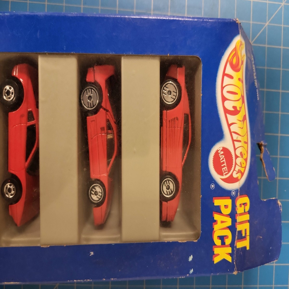 Hot Wheels Ferrari 5 Car Gift Pack Red Mattel 1980s 1990s Diecast