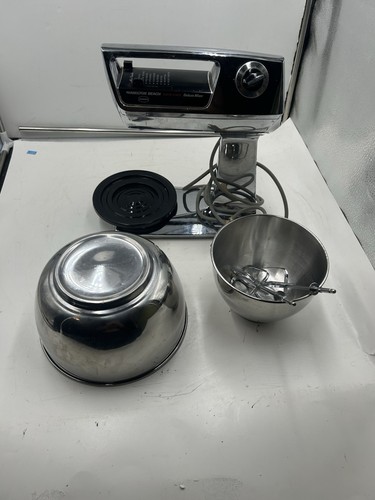 Vintage Hamilton Beach Scovill Model 40-2 Solid State Deluxe Chrome Mixer - Picture 12 of 13