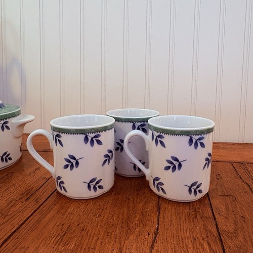 Villeroy & Boch Switch 3 tazzine da caffè in porcellana Cordoba bianco con foglie blu - Foto 2 di 16