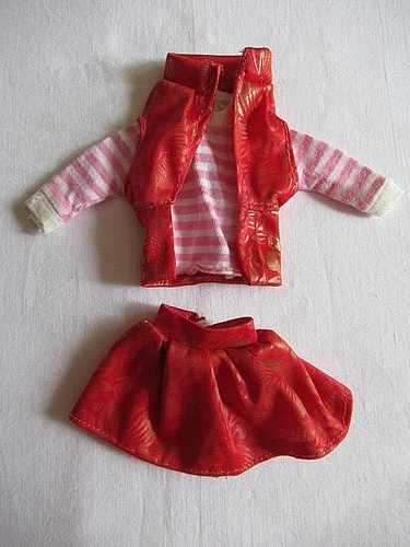 BARBIE - RED AND GOLD SKIRT AND VEST SET + STRIPED T SHIRT - 80s-90s- 243-3