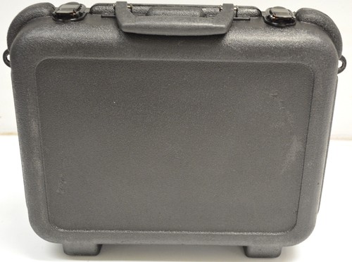 USED SELMER OBOE CASE -- FOR BASIC SYSTEM OBOES ONLY - Picture 3 of 15