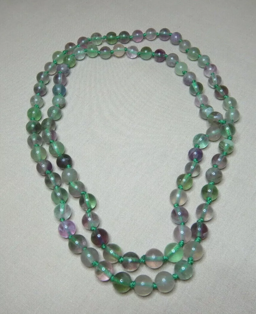 Green asian shop necklace