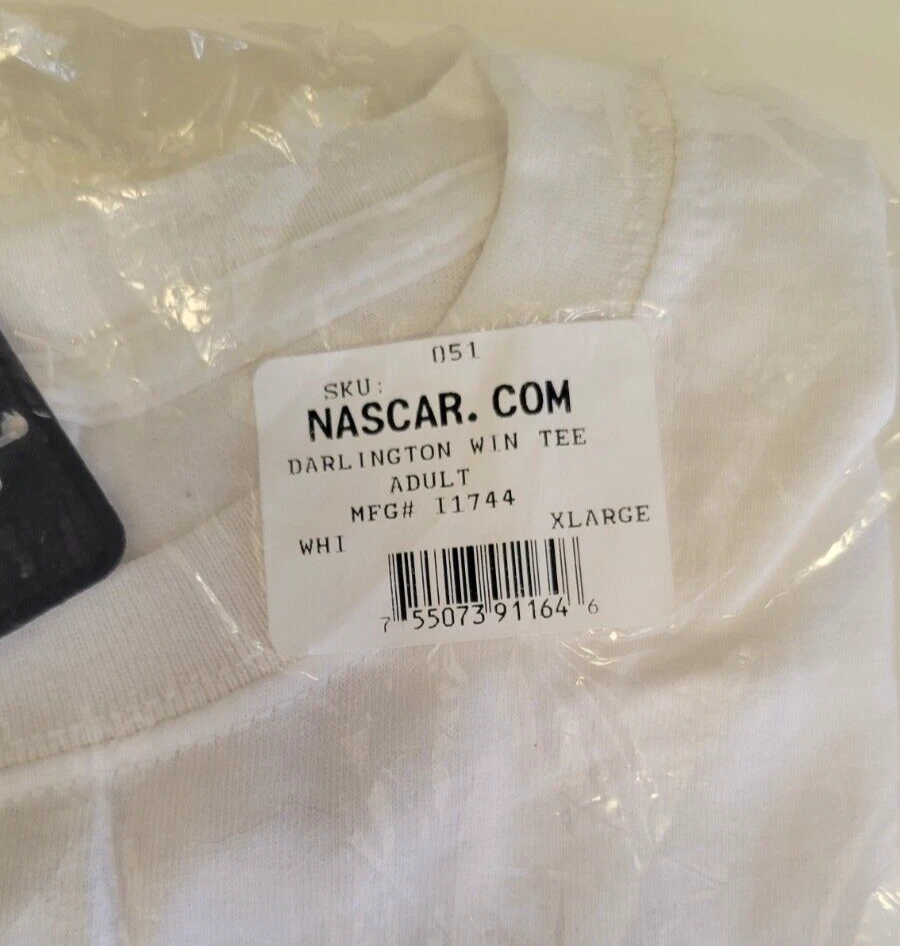 Martin Truex Jr #19 Auto Owners 2021 NASCAR Darlington Win BRAND NEW TShirt XL - Image 4 of 4