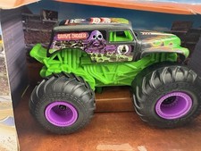 Spin Master Monster Jam 1:64 Grave Digger Radio Control