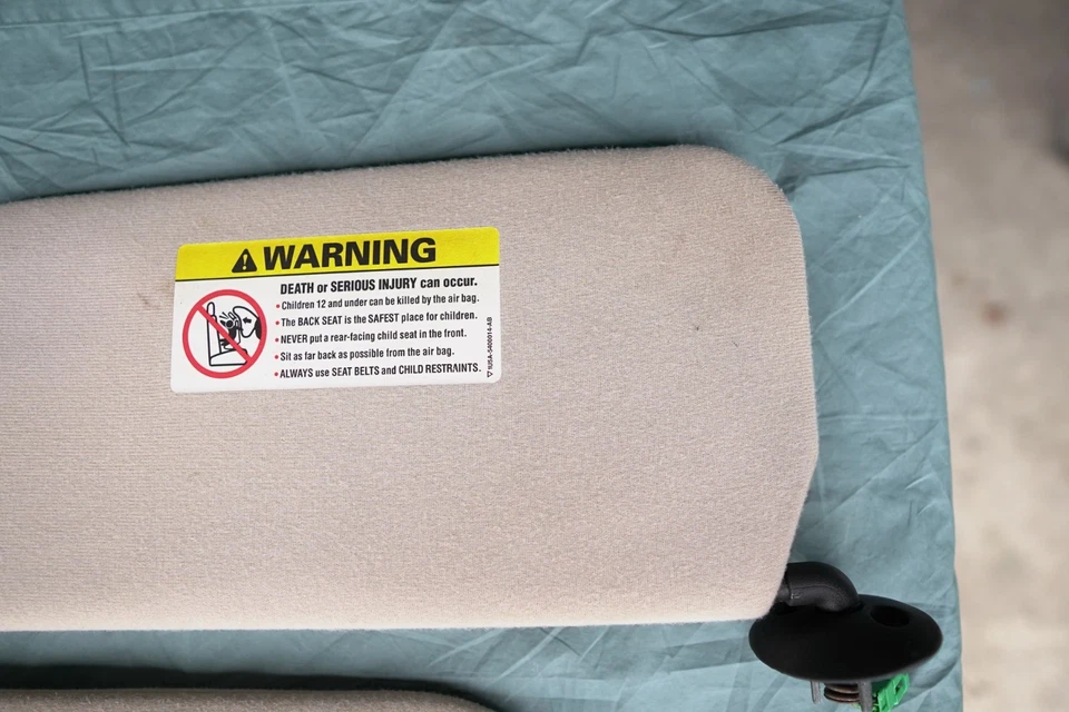 Parasol Ford Windstar 1999-2003 - par OEM Foto 4 de 4