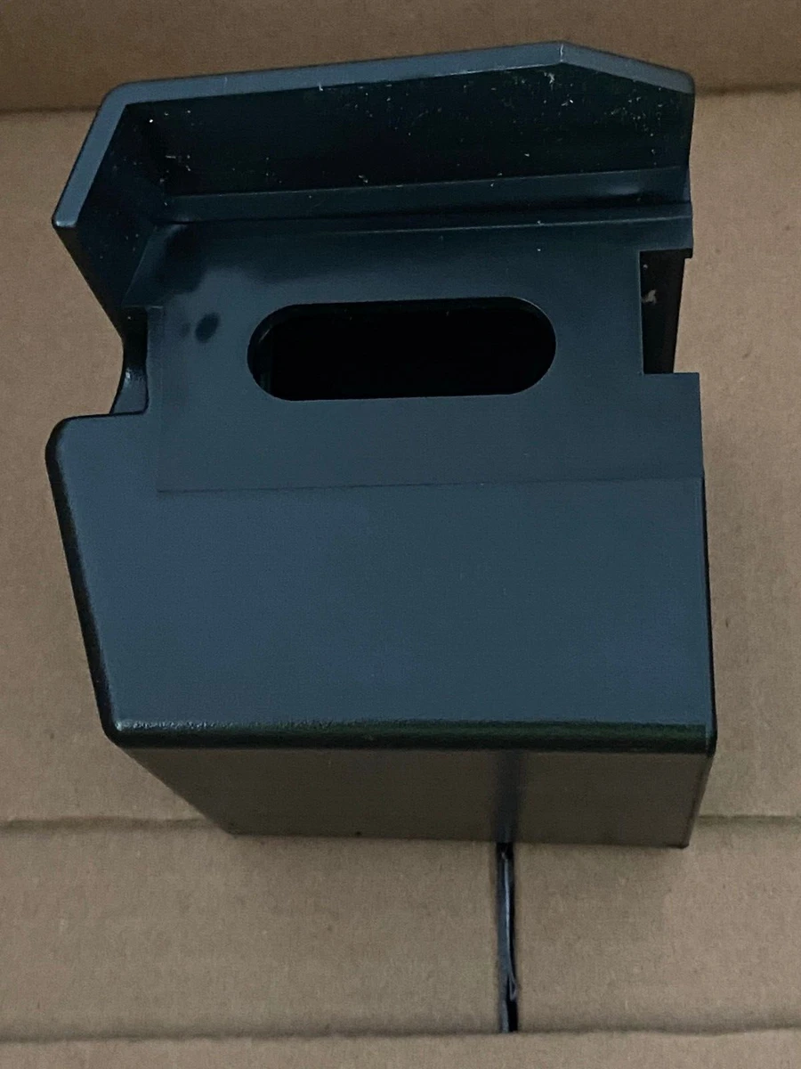 Proform Crosswalk 325x 330 GTS LEFT rear endcap treadmill new 187204