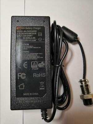 Neu 24V Fahrrad Akku Ladegerät für Razor E200 E300 MX350 Elektroroller SB47