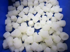 Lot of 100 1/4-20 Nylon Socket Head Cap Screws 3/16" Long NEW