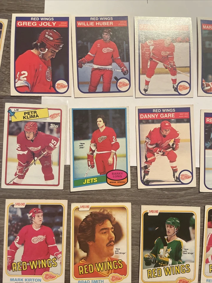 1980’s OPC Topps Team LOT of 28 Detroit RED WINGS o-pee-chee, see phot - Image 3 of 4