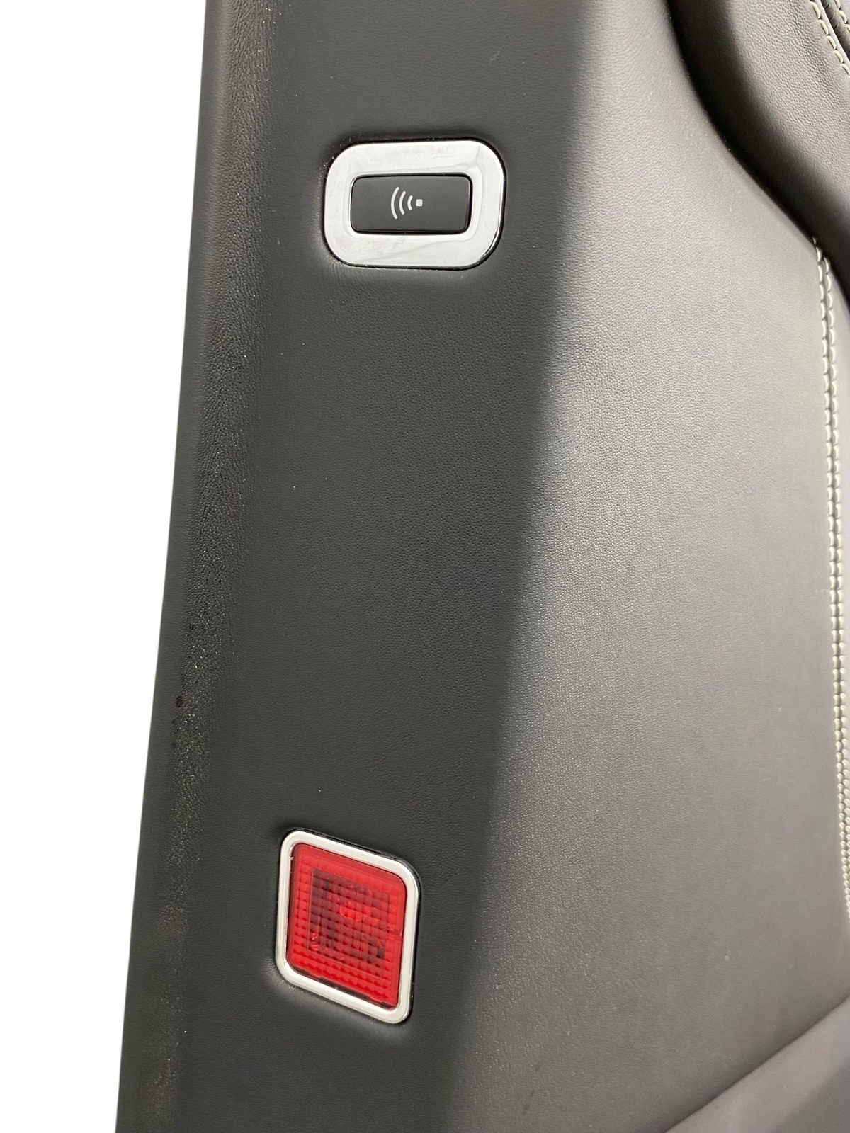 2016-2020 BENTLEY BENTAYGA OEM FRONT LEFT DOOR TRIM PANEL |BELUGA (BB) *SCRAPES*
