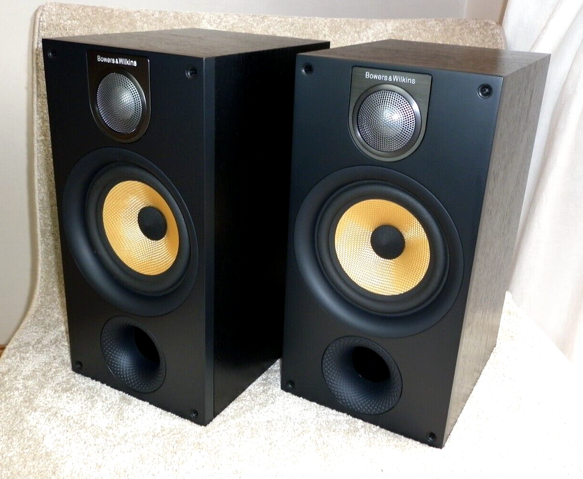 Audiophile B&W 686 S2 Bookshelf Speakers System - MINT - Free