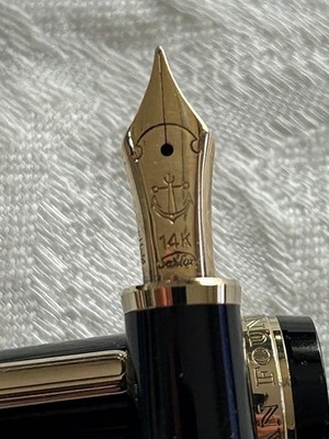 Sailor Profit 1911 Fountain Pen, 14K Gold Nib, Used But Clean