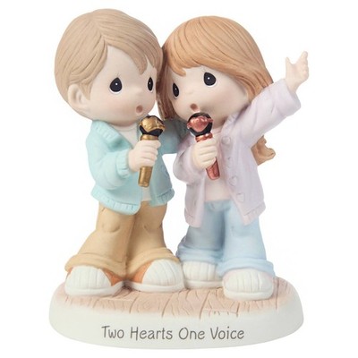 Precious Moments Two Hearts One Voice Couple Singing Karaoke Figurine 242005 New