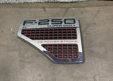 2008-2010 Ford Xl F250 Super Duty Driver Left Lh V8 Powerstroke Emblem Oem