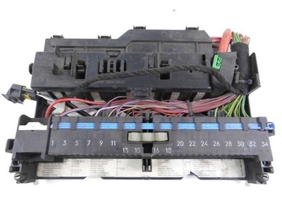 BMW 3 E36 2000 Sicherungskasten komplett AOJ80318