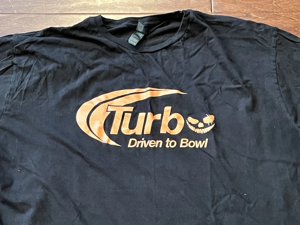 Camiseta TURBO Bowling Negra Naranja Para Hombres 2XL Conducida al Cuenco Calabaza Halloween Foto 3 de 4